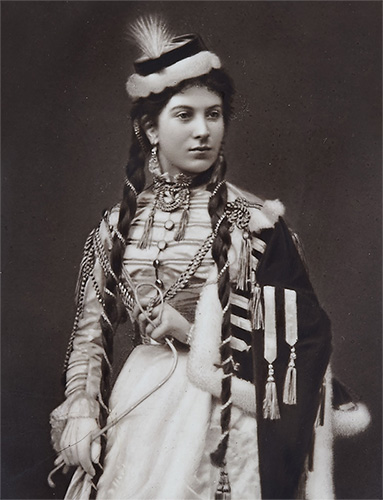 Julie de Rothschild